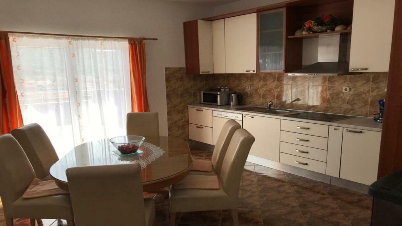 Apartments Sea Star Ivana Marina Luaran gambar
